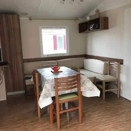 Apartment Kerlann 4 Etoiles Mobil 2chs 1sdb Aven Finistere Pont-Aven