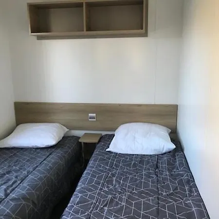 Kerlann 4 Etoiles Mobil 2chs 1sdb Aven Finistere *